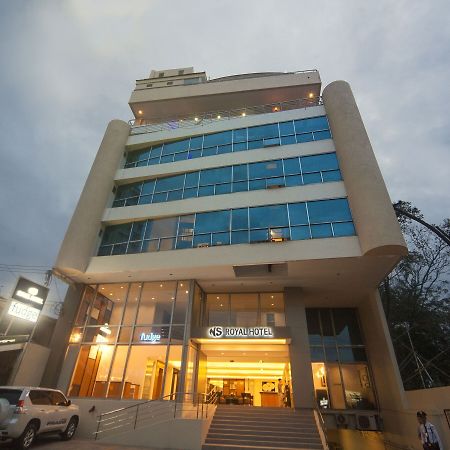 Ns Royal Hotel Cebu Exteriör bild